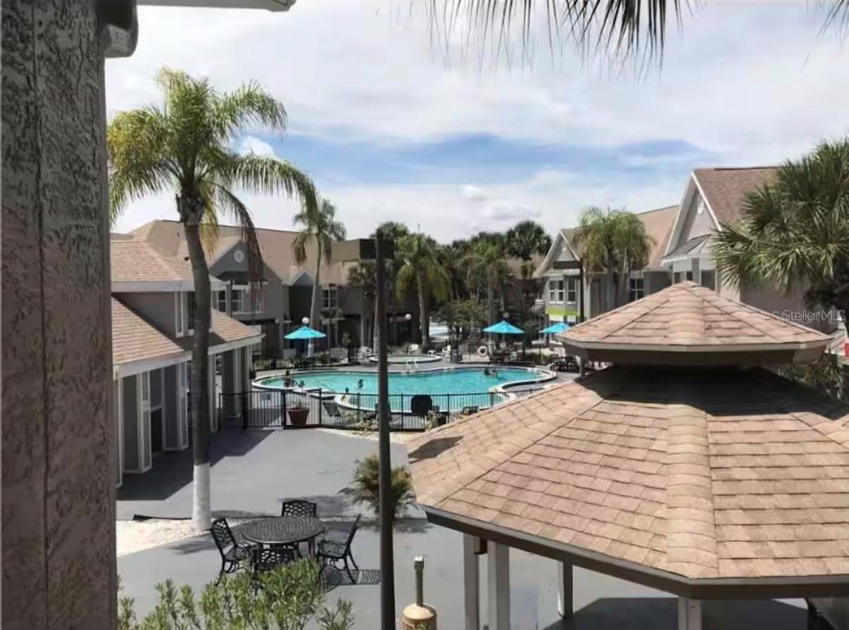 PARKWAY PALMS RESORT MAINGATE CONDO - Residential