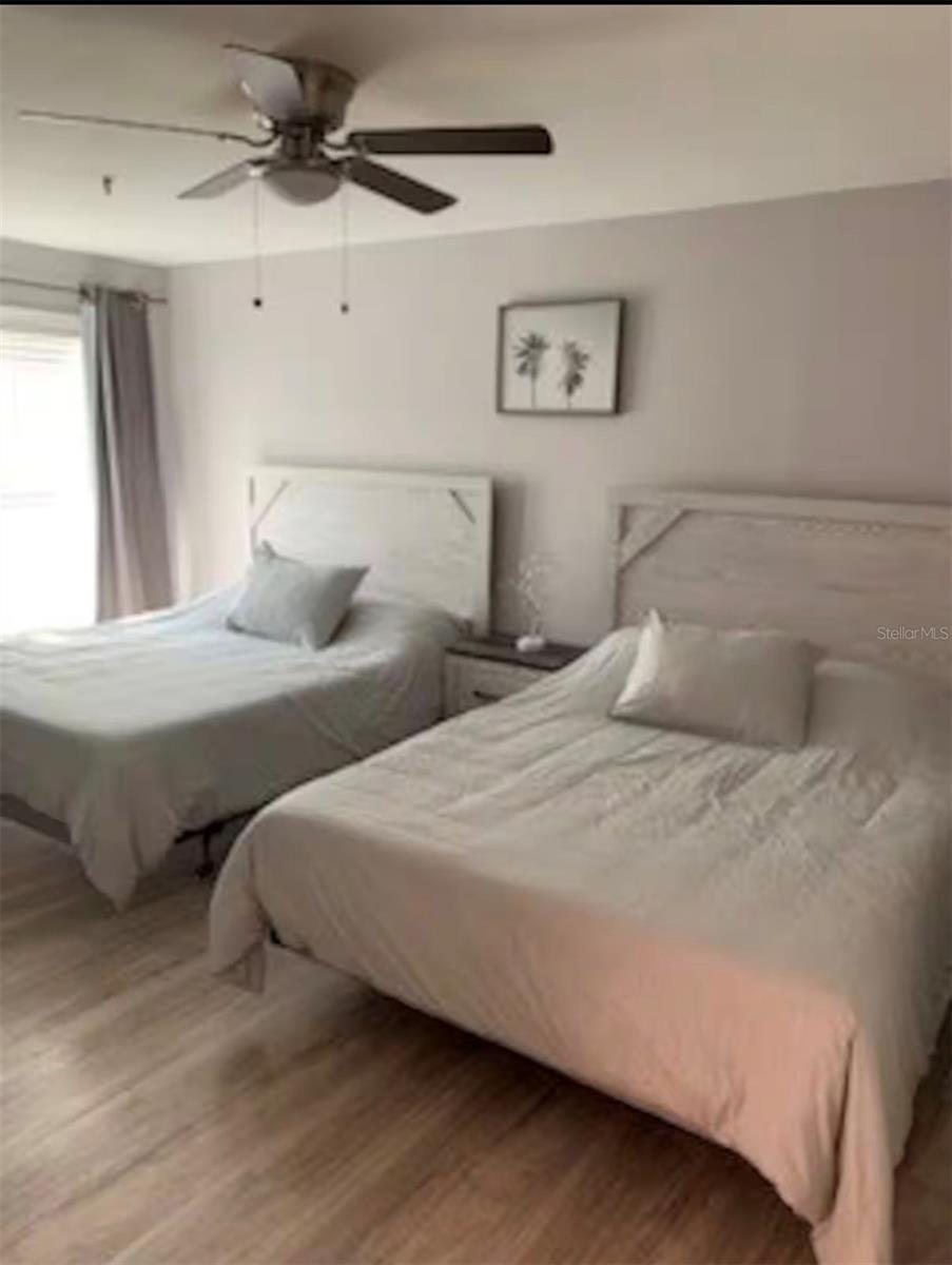 PARKWAY PALMS RESORT MAINGATE CONDO - Residential