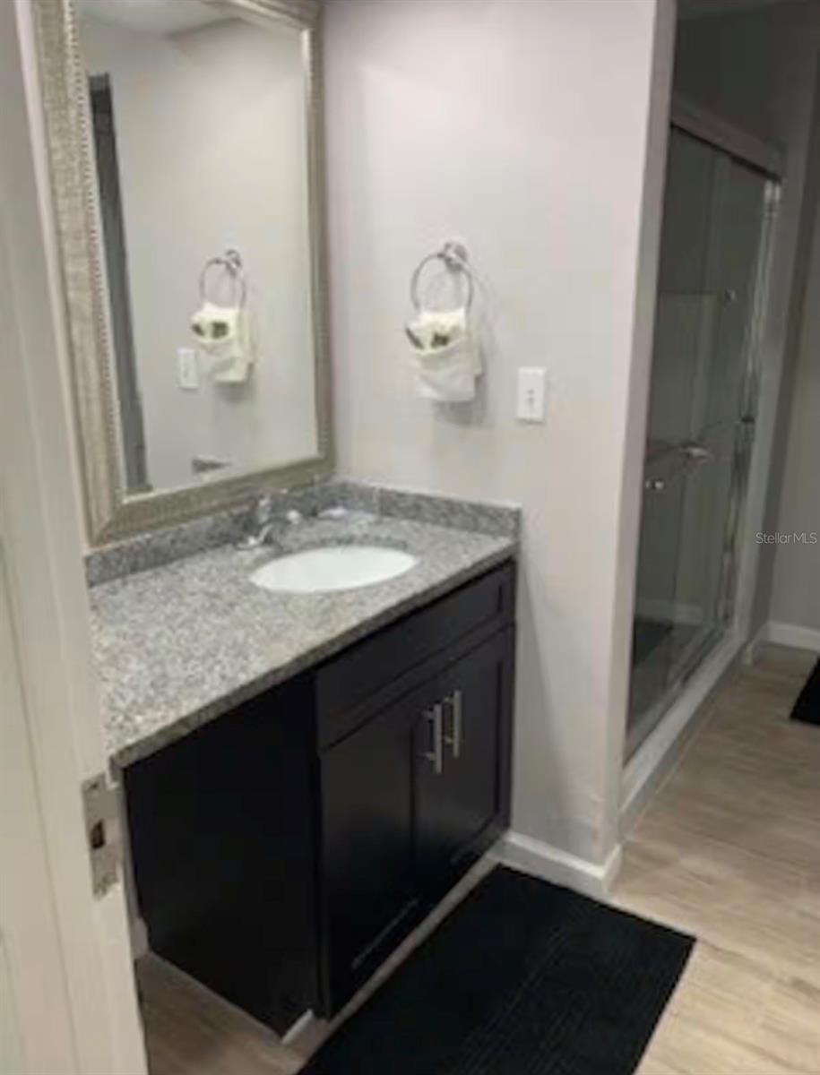 PARKWAY PALMS RESORT MAINGATE CONDO - Residential