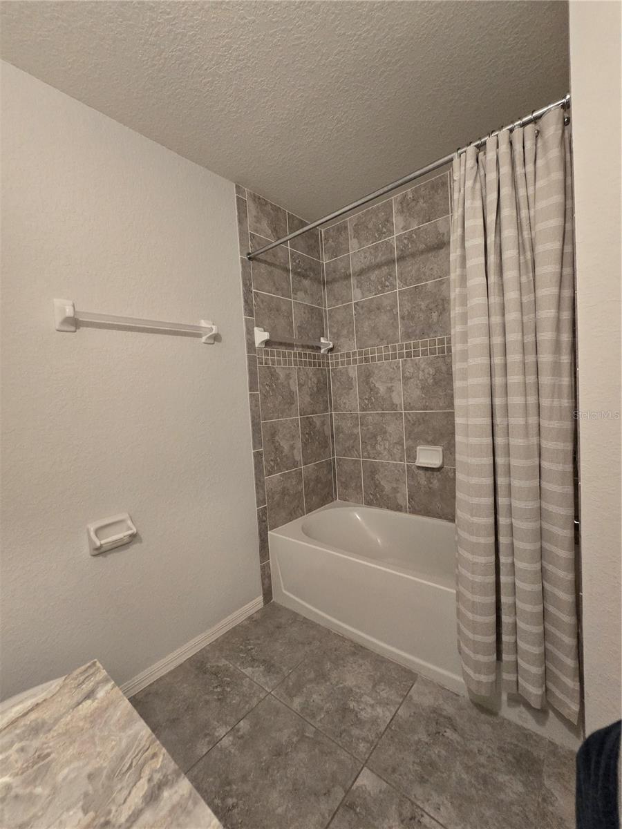 LANDINGS AT ALAFIA - Residential