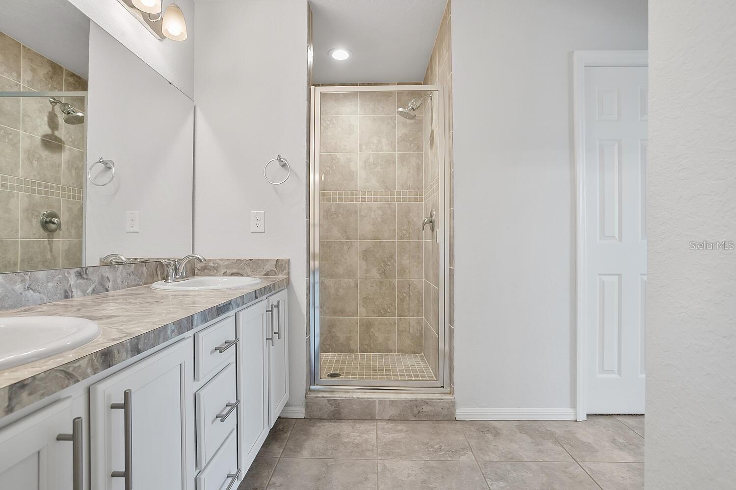 LANDINGS AT ALAFIA - Residential