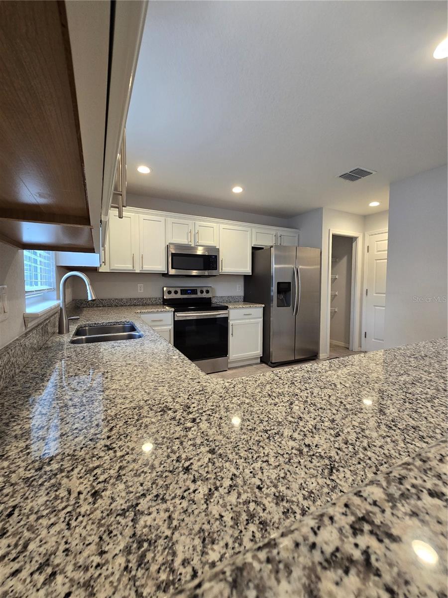 LANDINGS AT ALAFIA - Residential