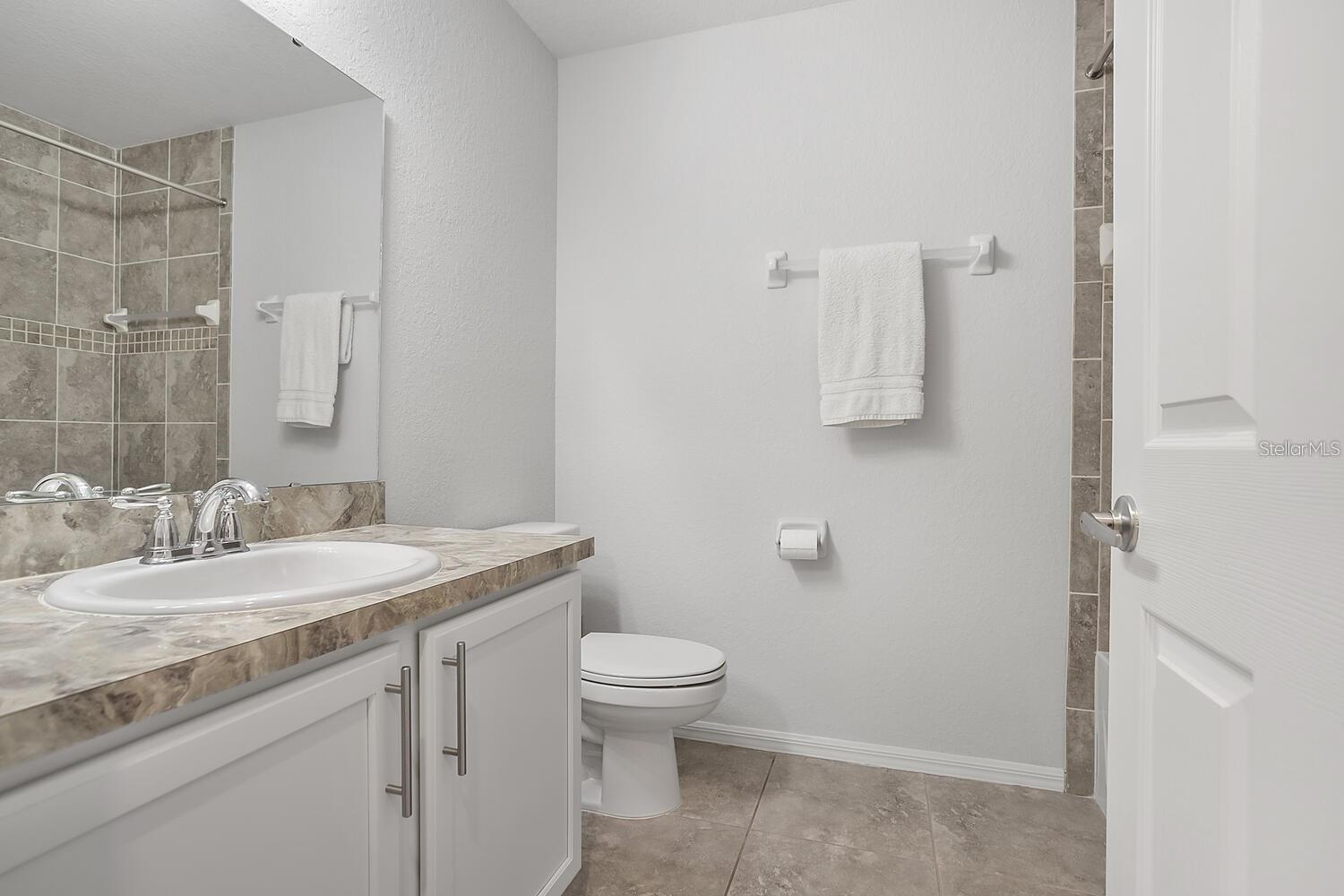 LANDINGS AT ALAFIA - Residential