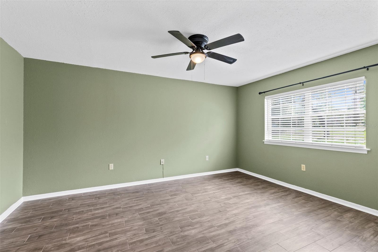 CLUBSIDE AT SABAL POINT A CONDO - Residential