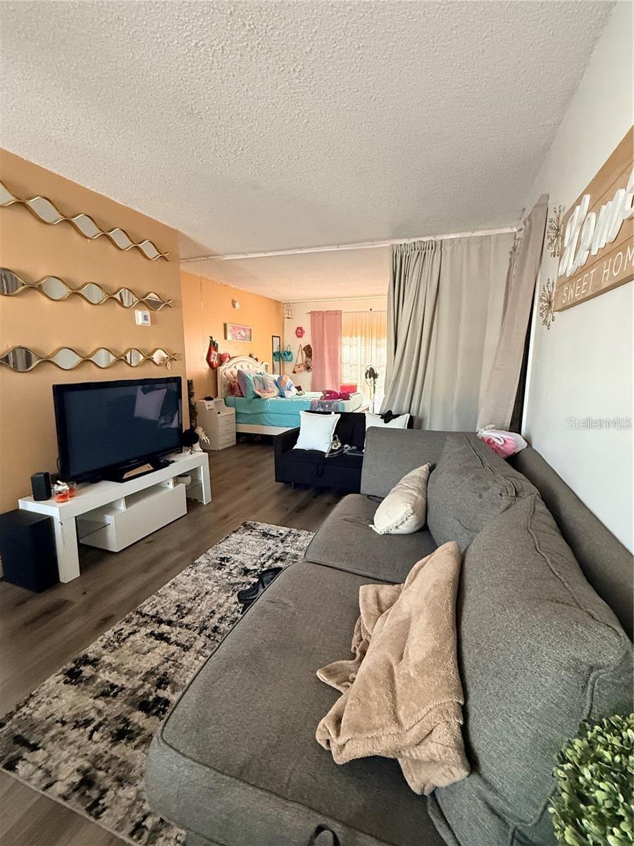 ESSEX PARK VILLAS CONDO - Residential