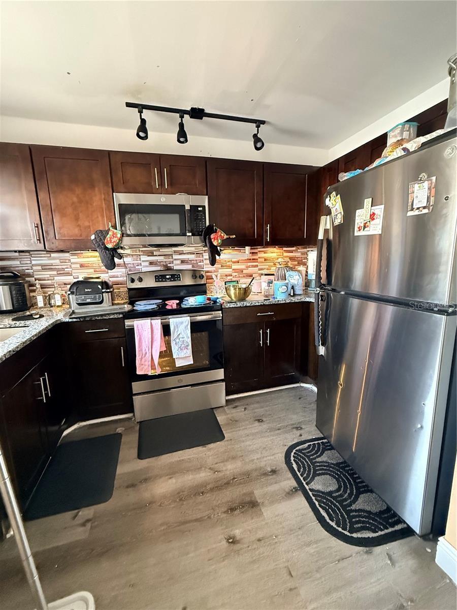 ESSEX PARK VILLAS CONDO - Residential