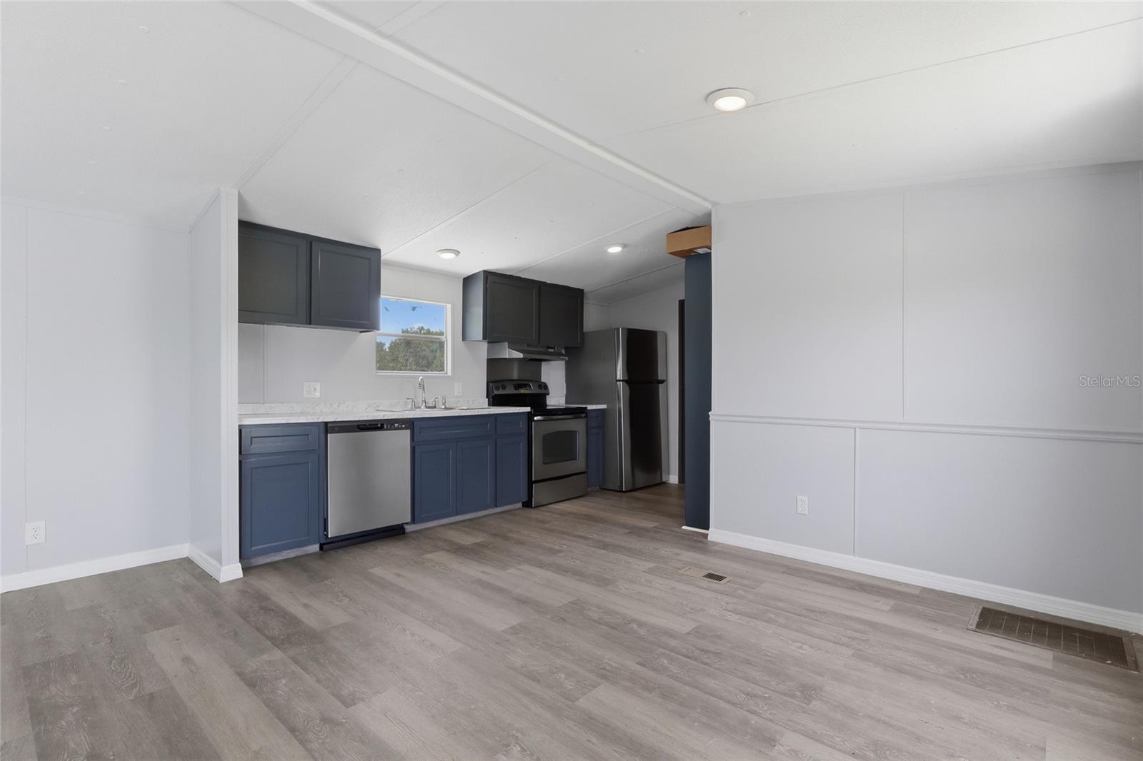 ZEPHYRHILLS COLONY CO - Residential