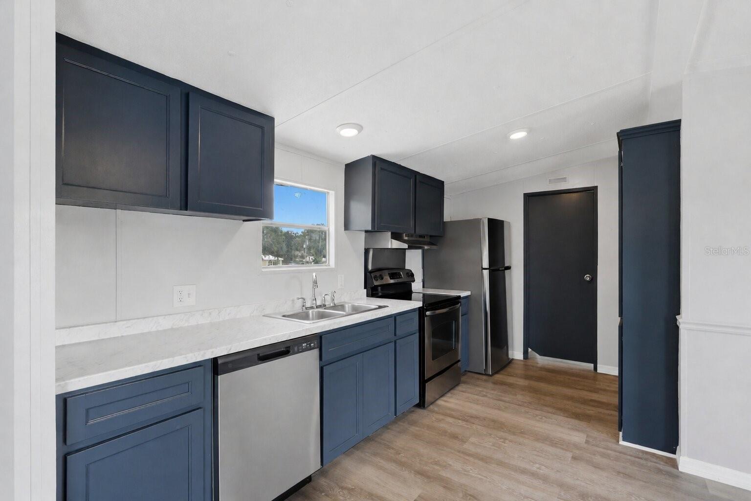 ZEPHYRHILLS COLONY CO - Residential