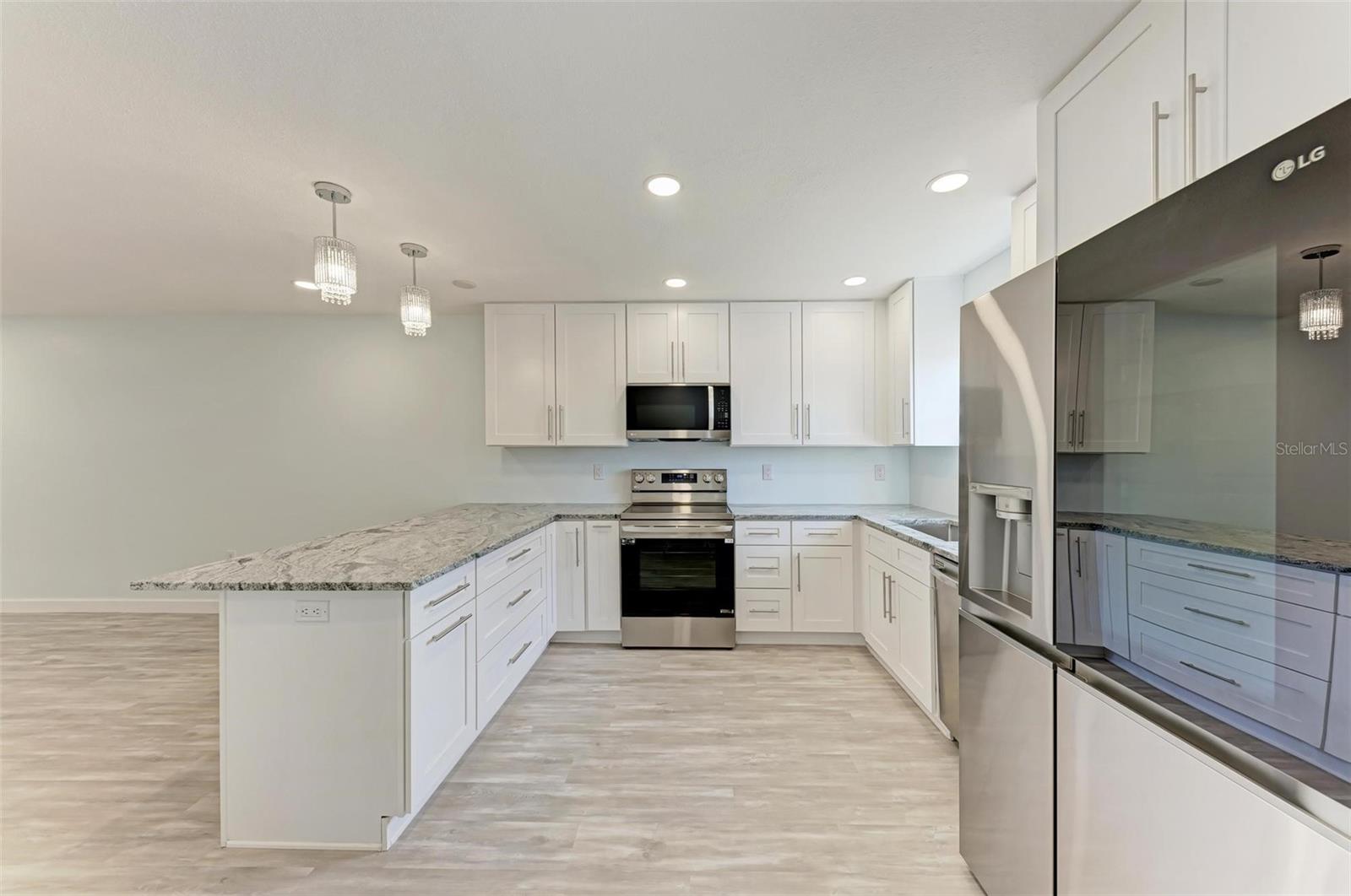 DESOTO SQUARE VILLAS PH I - Residential
