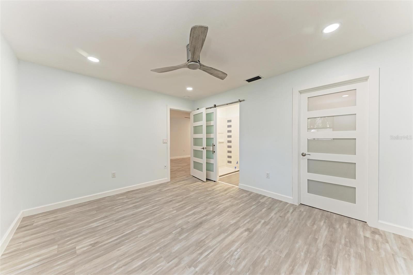 DESOTO SQUARE VILLAS PH I - Residential