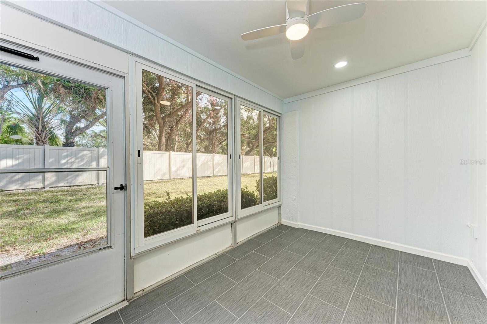 DESOTO SQUARE VILLAS PH I - Residential