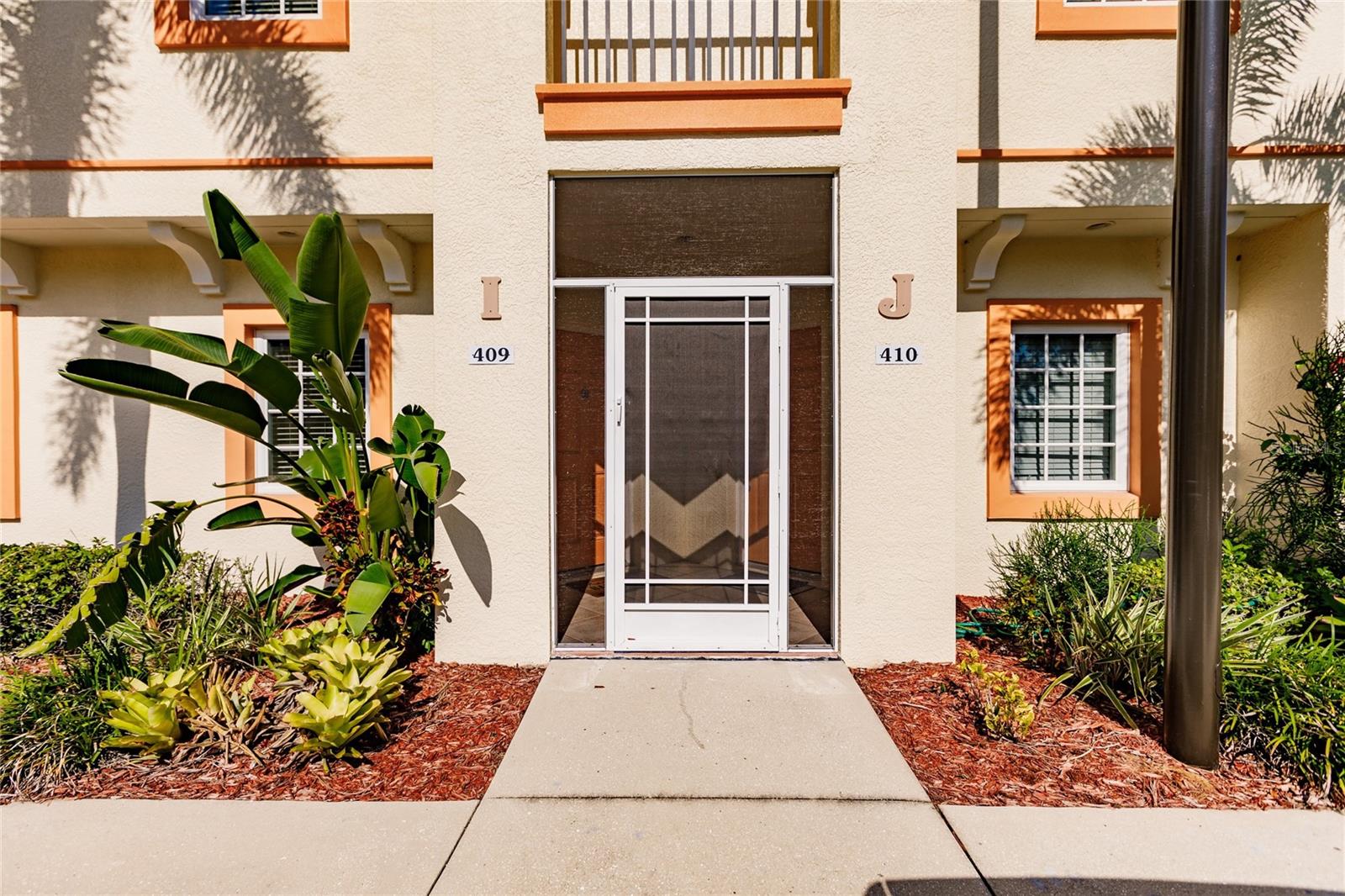 TOWNHOMES DEEP CREEK TR D - Residential