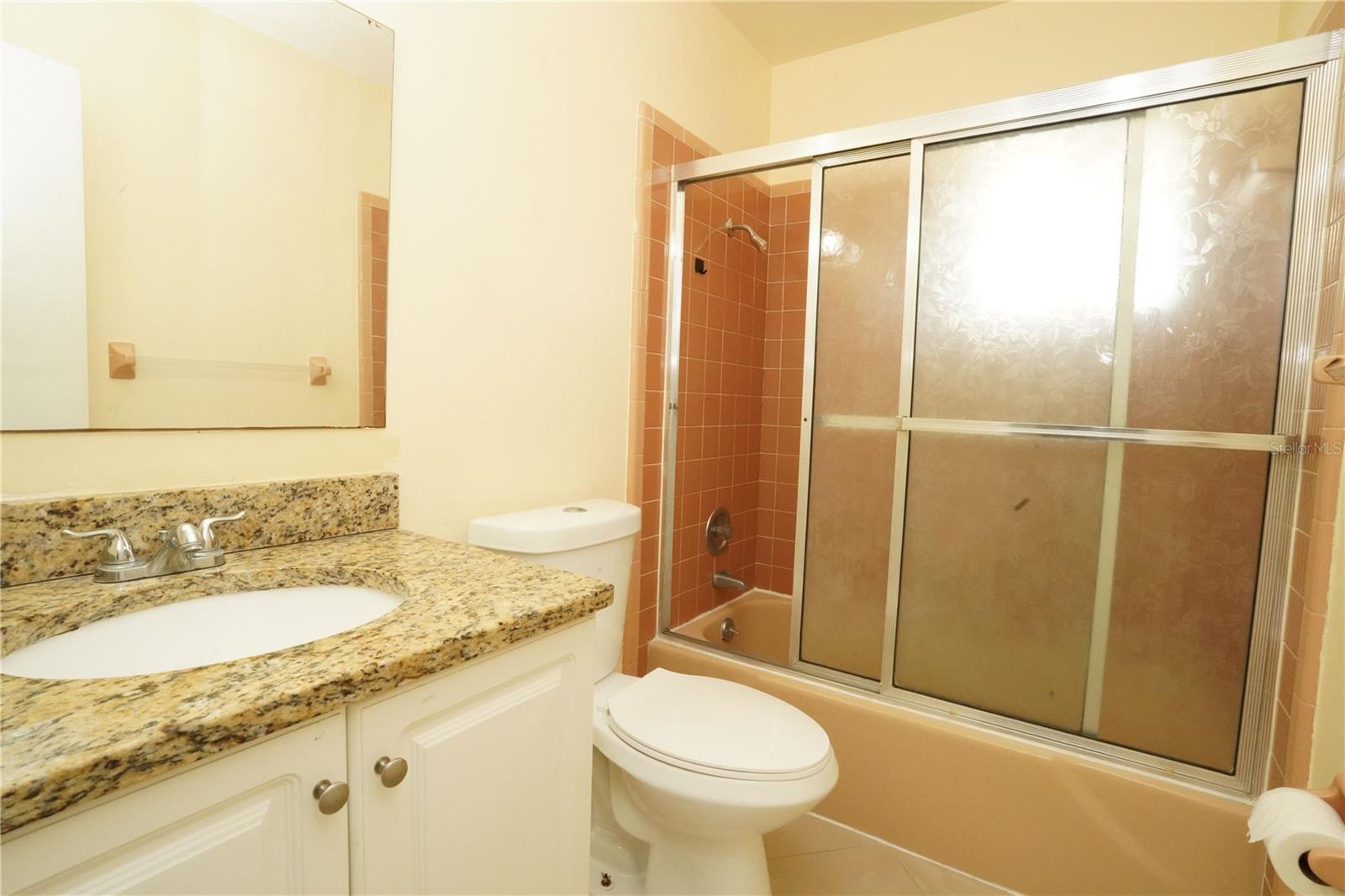FAIRWAYS CONDO PH 01 - Residential