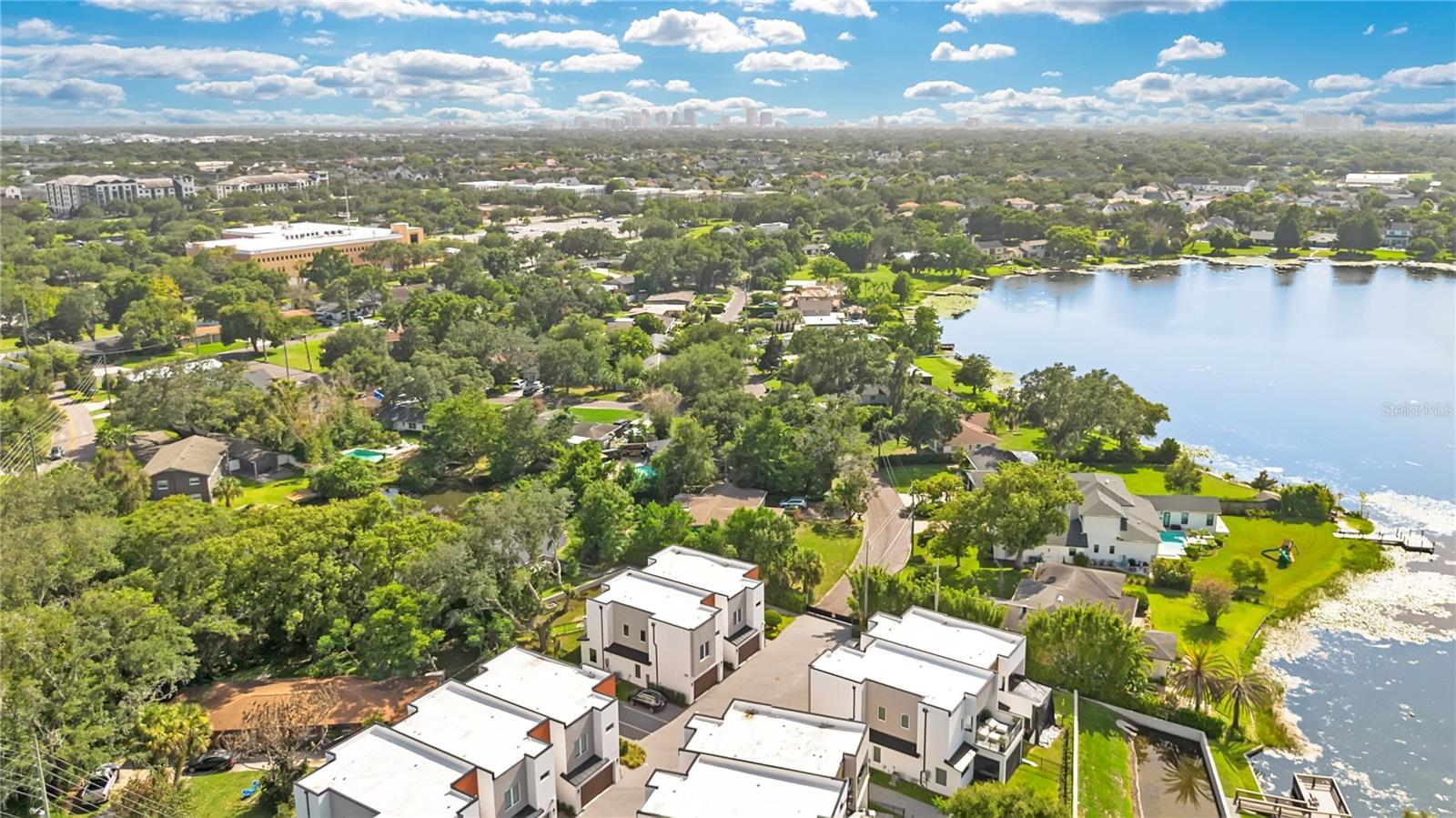 LAKE SPIER XING - Residential