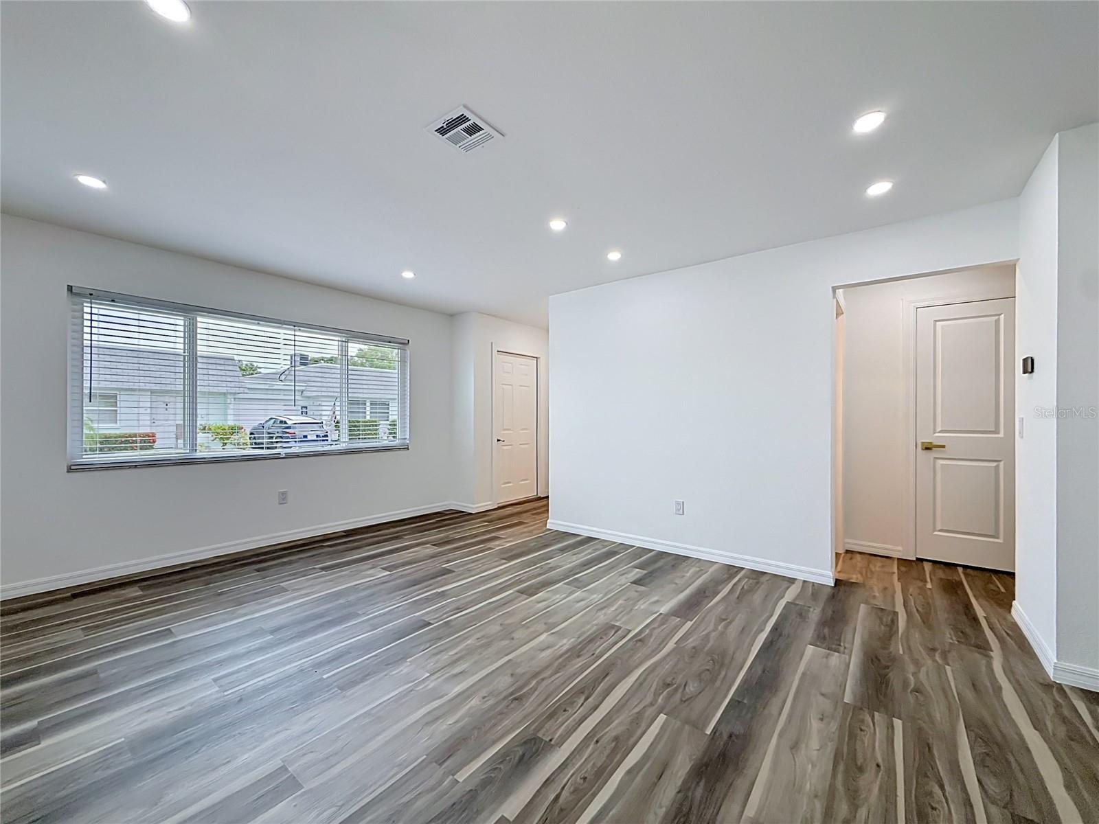 VENDOME VILLAGE - Residential