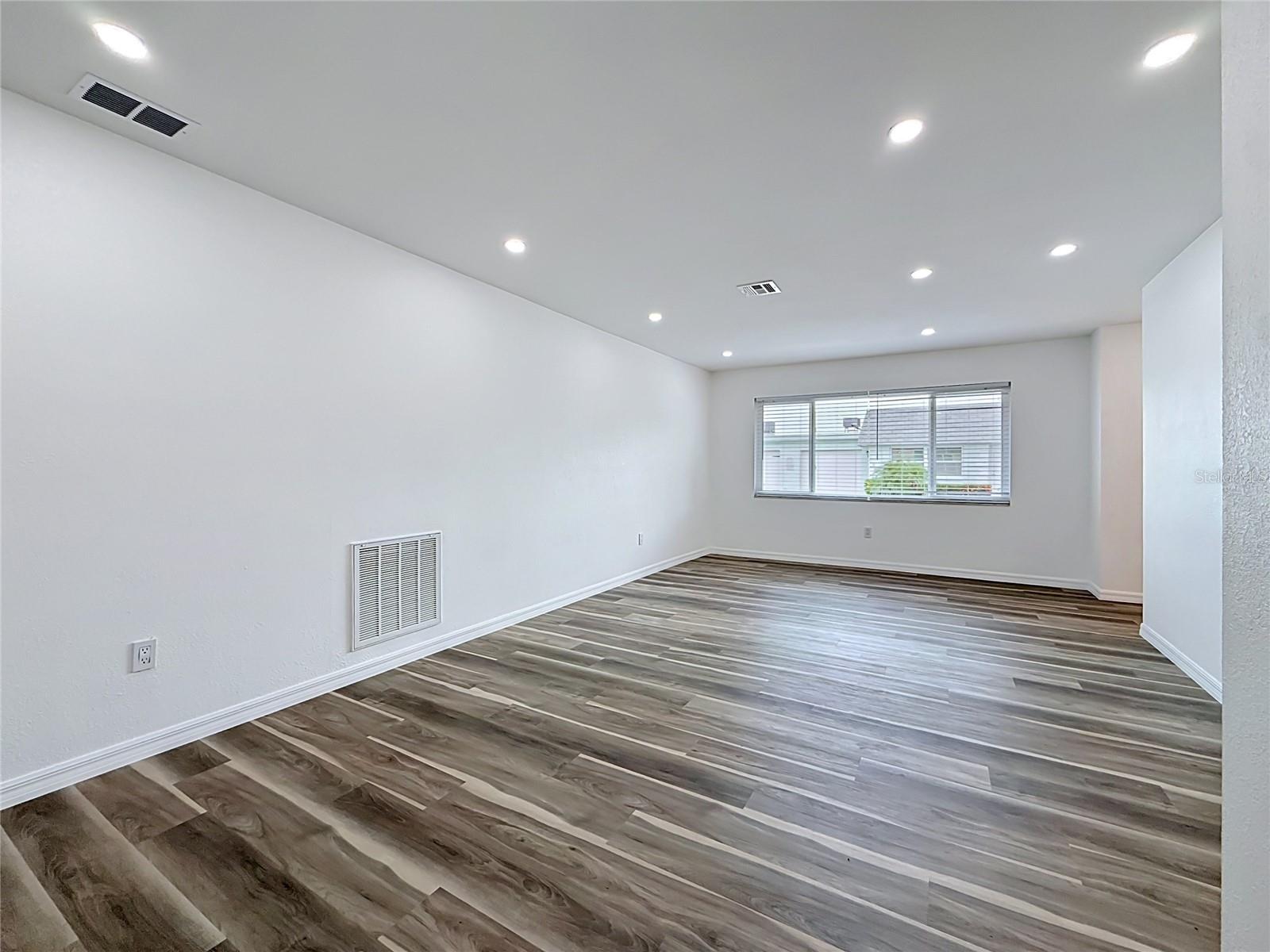 VENDOME VILLAGE - Residential