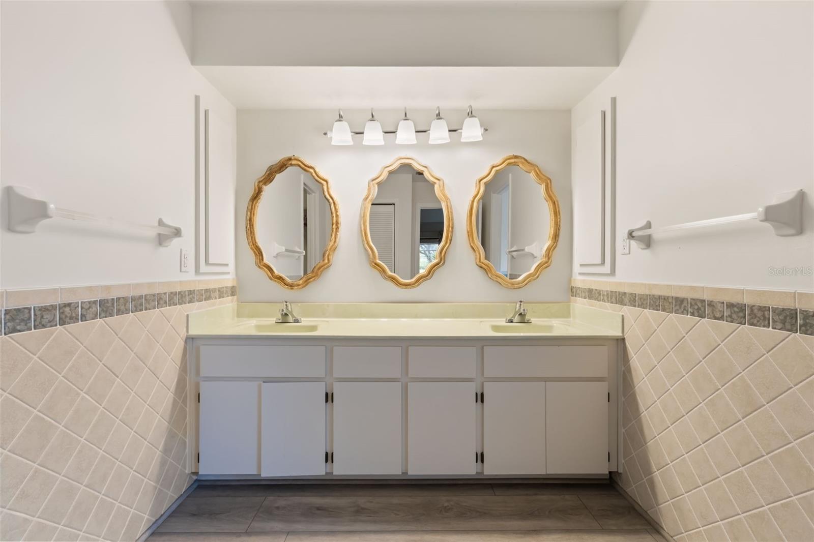 CITRUS HILLS 1ST ADD - Residential