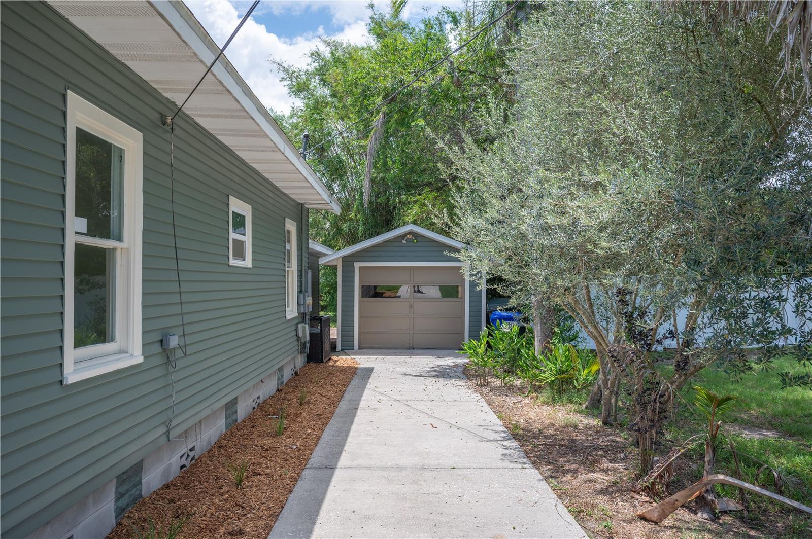 COLLEGE PARK ADD - Residential