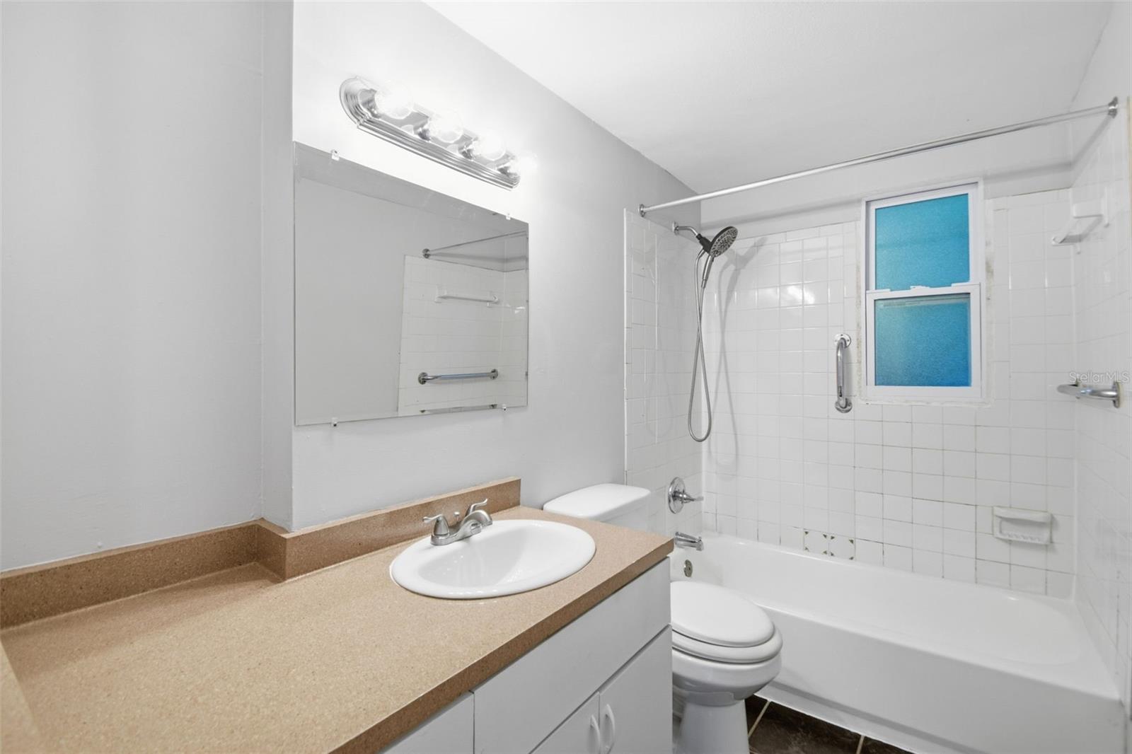 HIGHLAND PINES REV - Residential