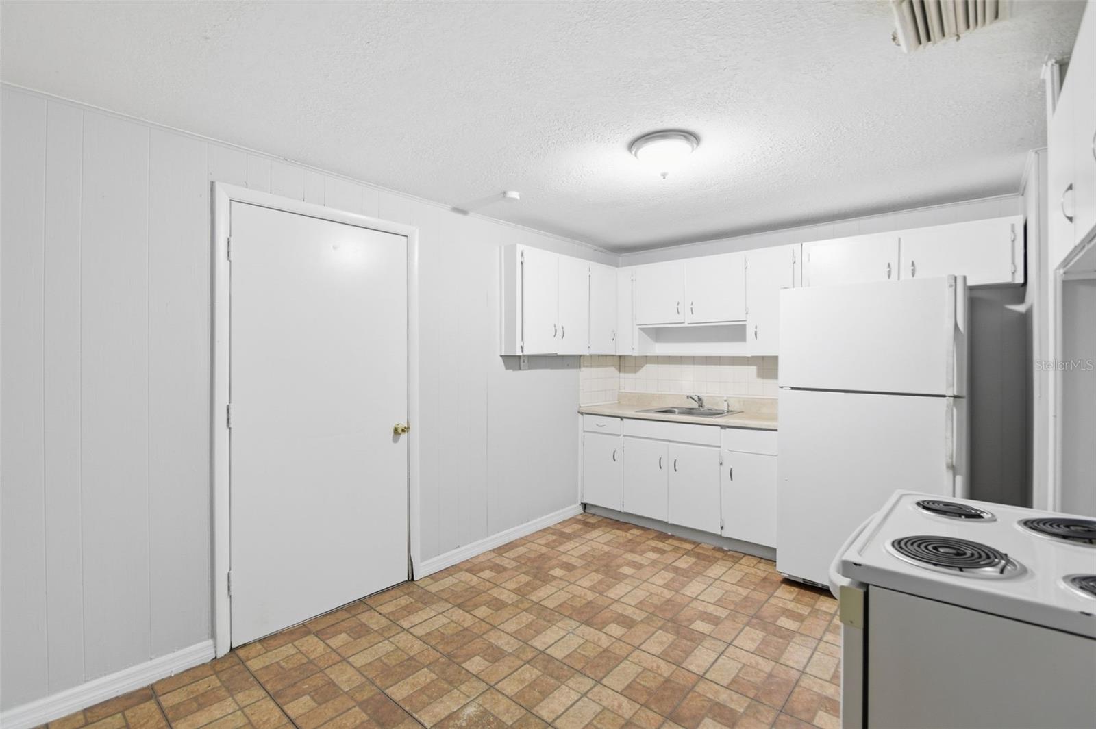HIGHLAND PINES REV - Residential