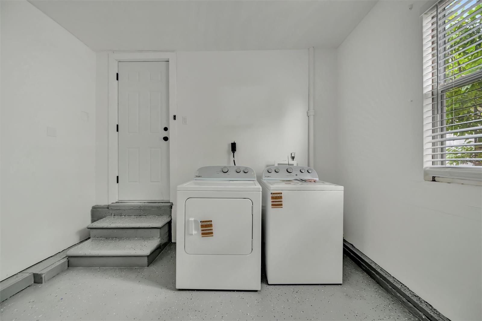 HALLS CENTRAL AVE 3 - Residential