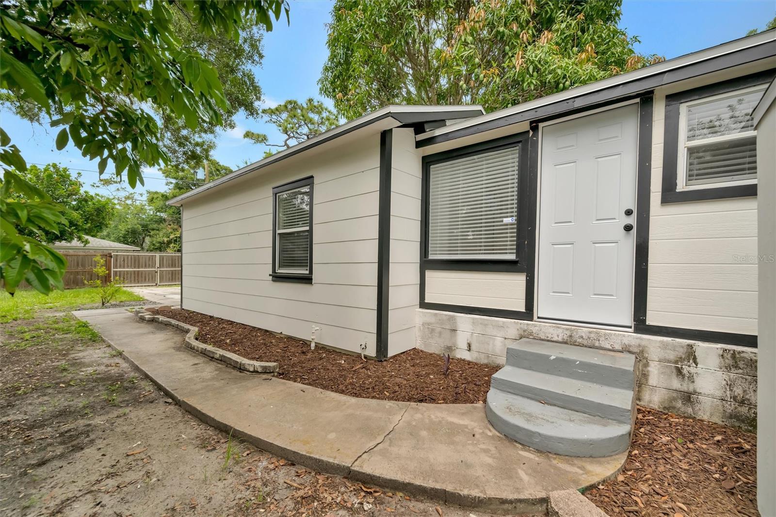 HALLS CENTRAL AVE 3 - Residential