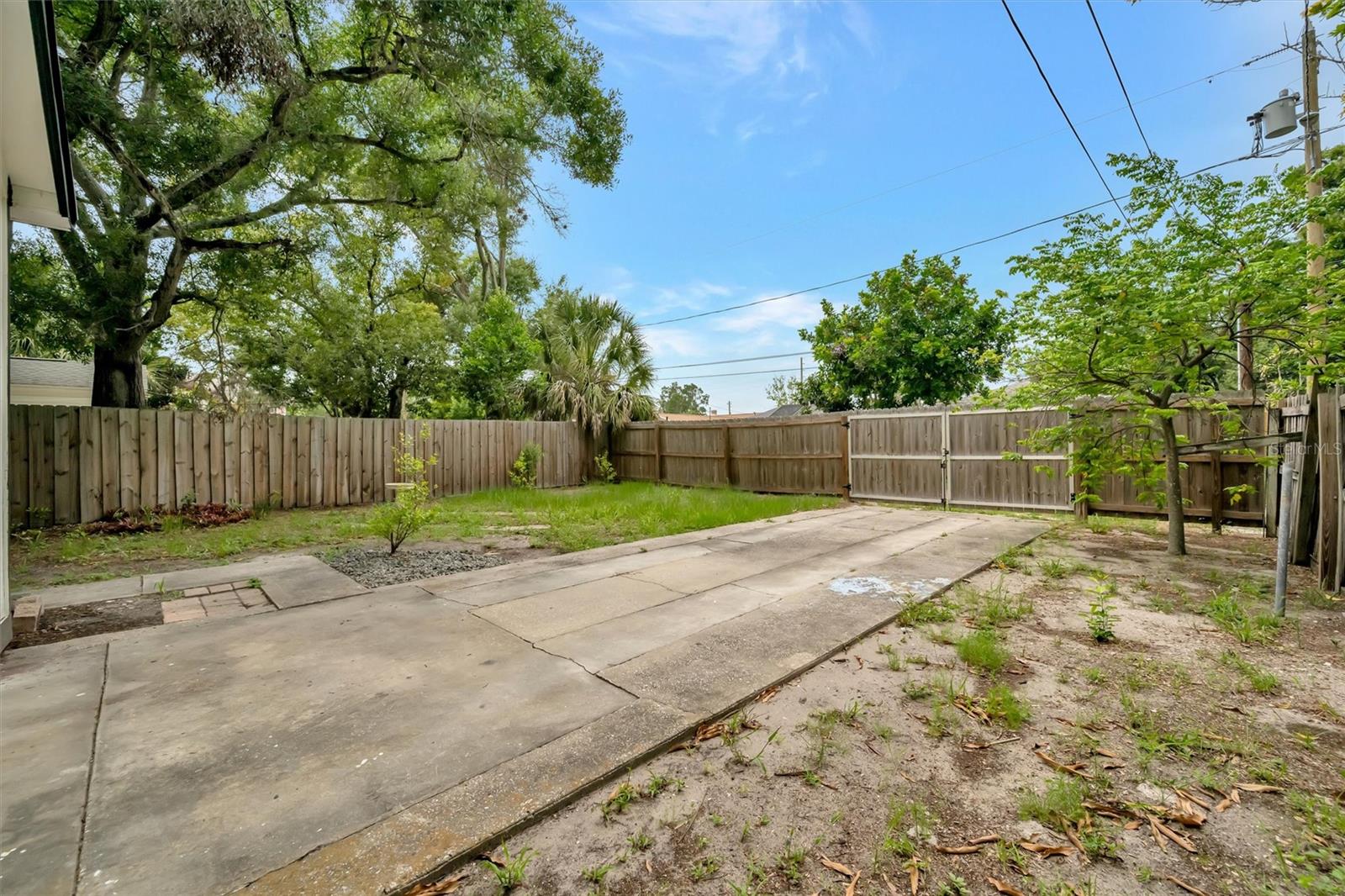 HALLS CENTRAL AVE 3 - Residential