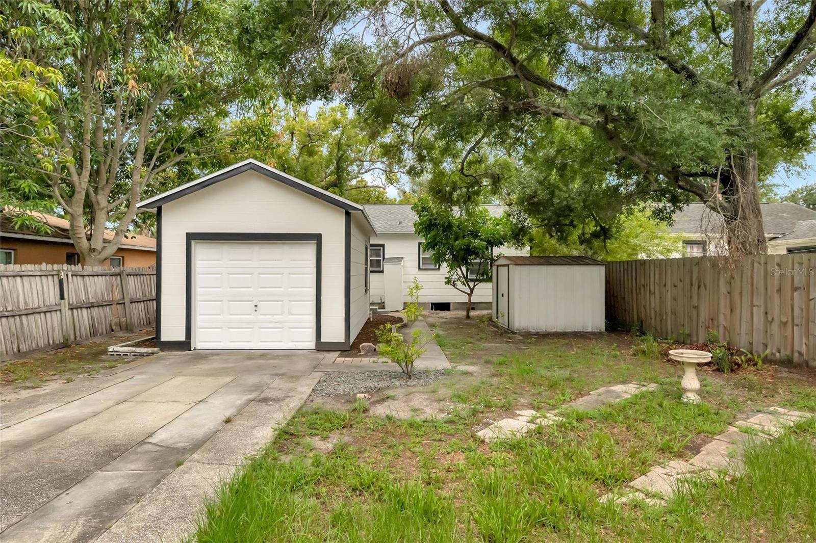 HALLS CENTRAL AVE 3 - Residential