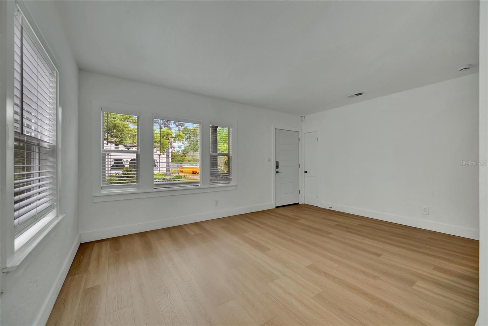 HALLS CENTRAL AVE 3 - Residential