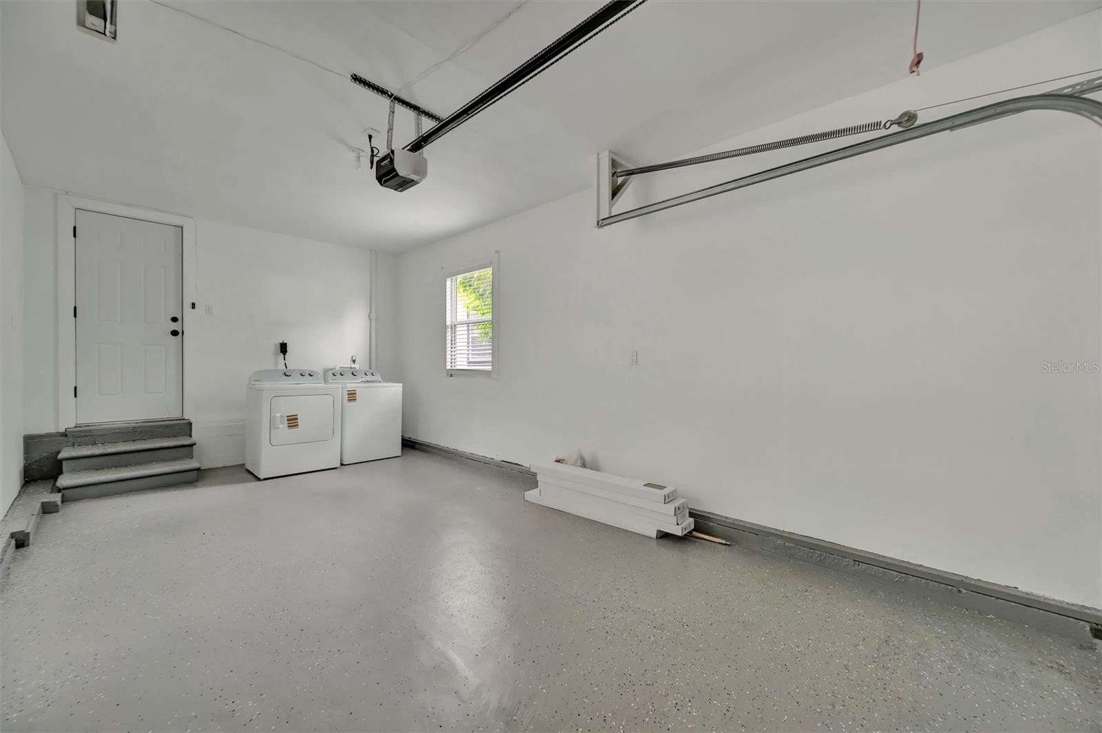 HALLS CENTRAL AVE 3 - Residential