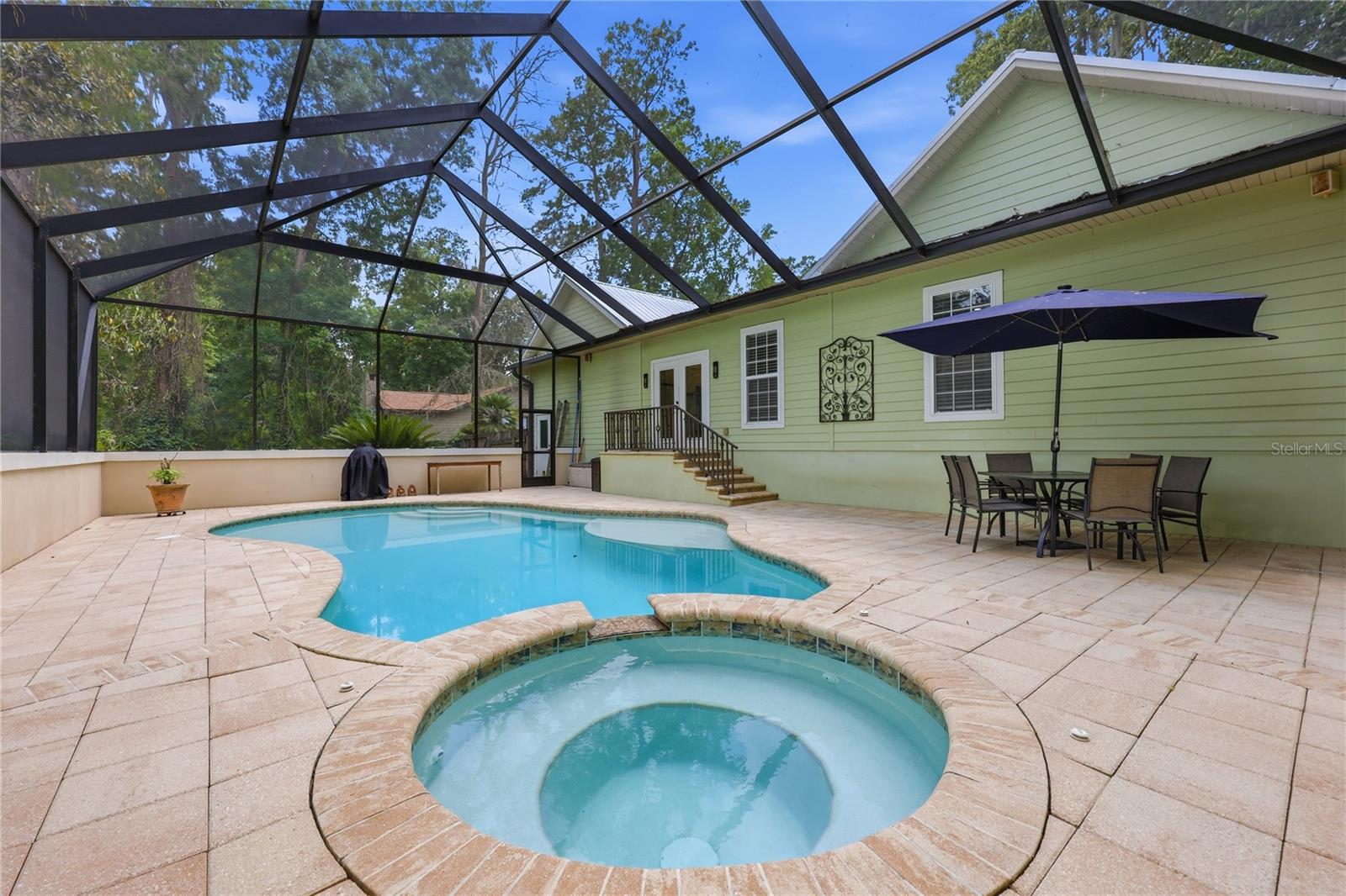 OAK CREST FOREST - Residential