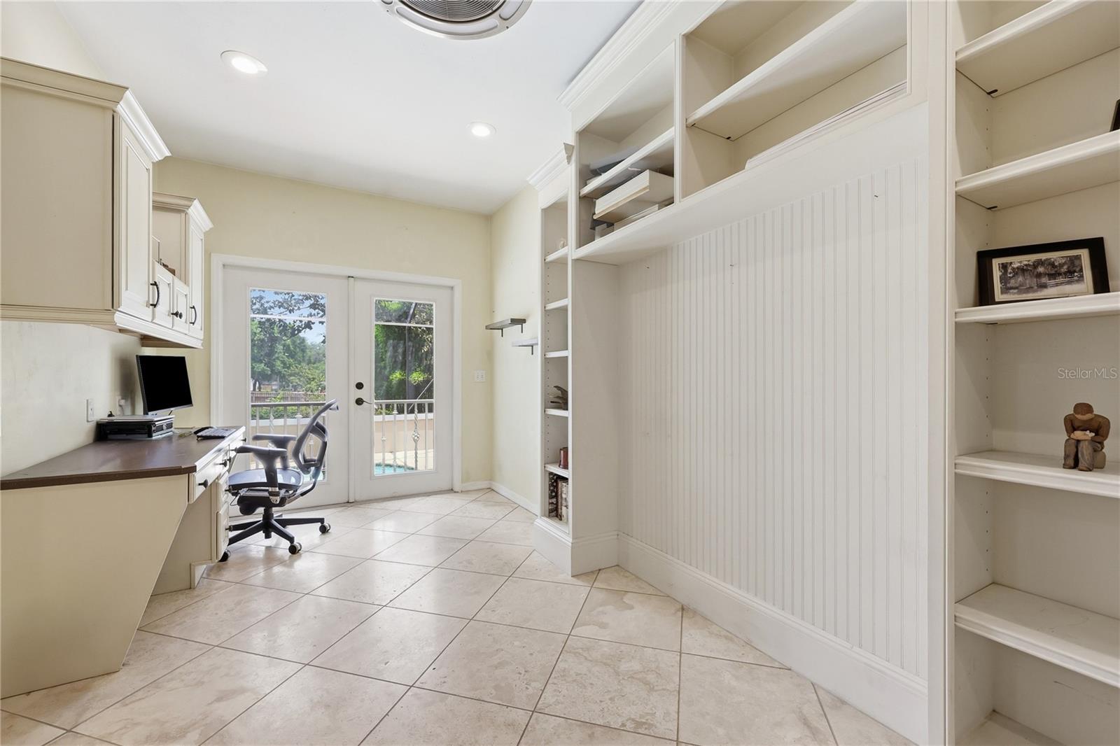 OAK CREST FOREST - Residential