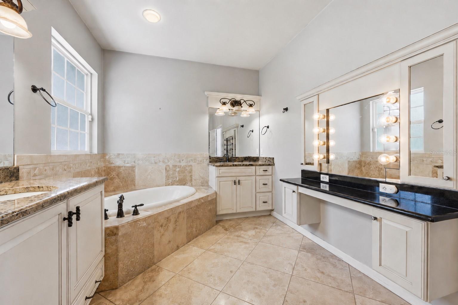 OAK CREST FOREST - Residential