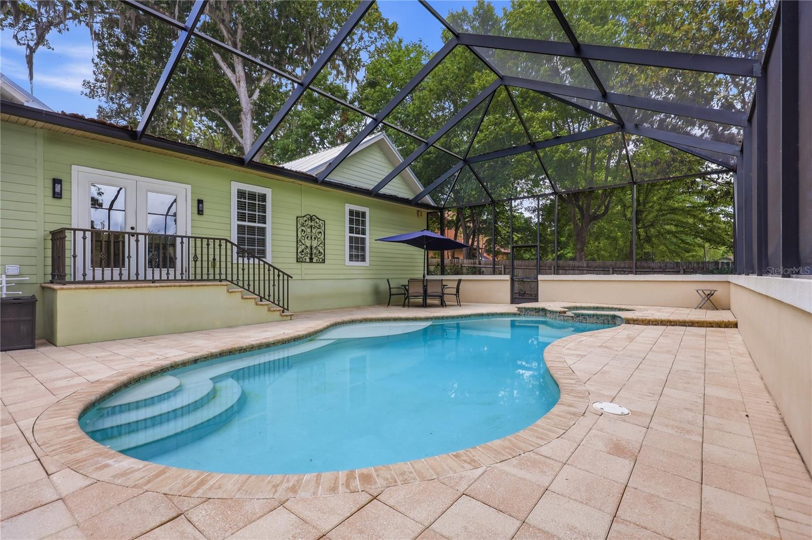 OAK CREST FOREST - Residential