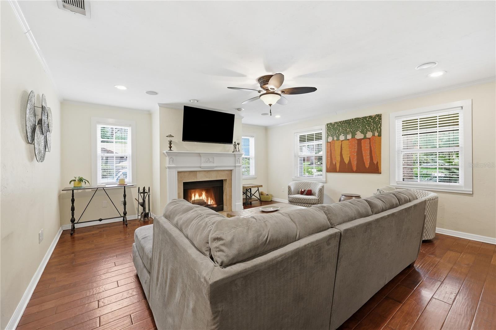OAK CREST FOREST - Residential