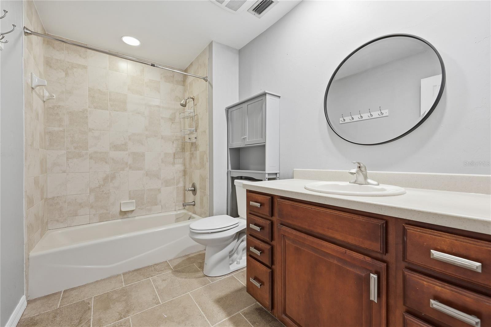 OAK CREST FOREST - Residential