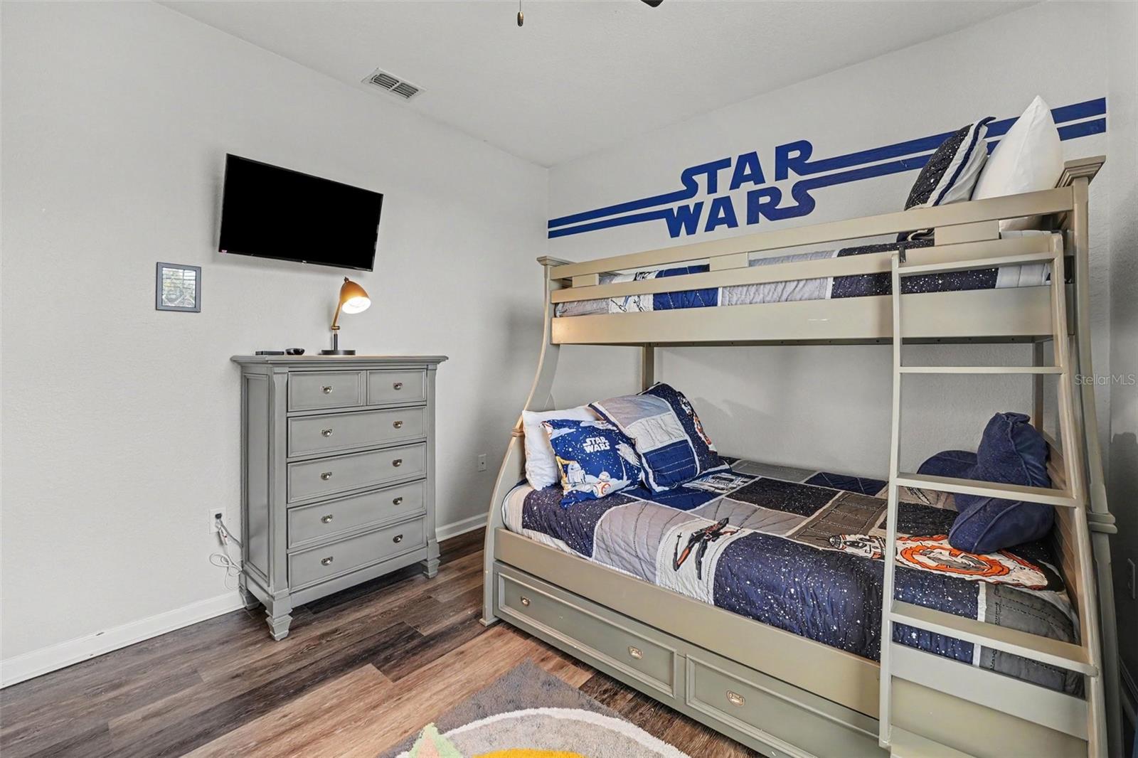 VENTURA WINDSOR HLS P7 - Residential