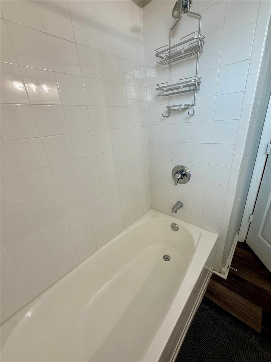 VENTURA WINDSOR HLS P7 - Residential
