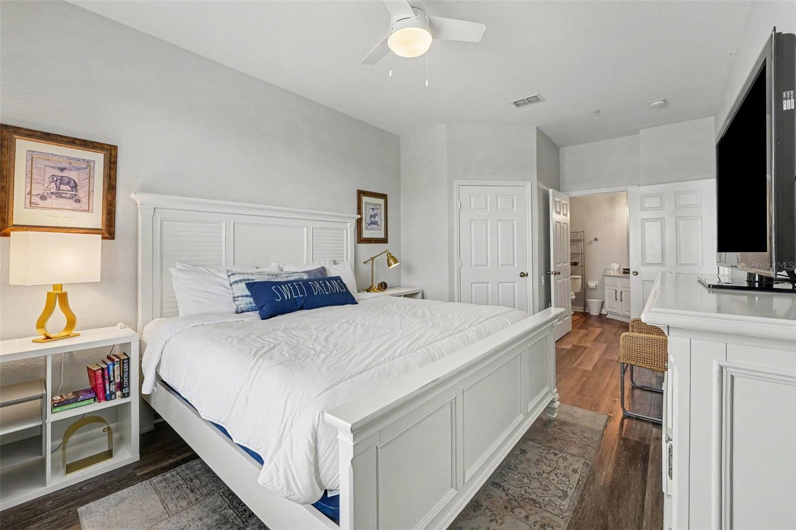 VENTURA WINDSOR HLS P7 - Residential