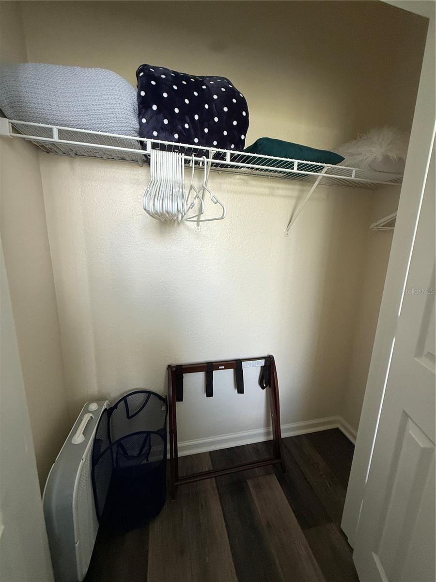 VENTURA WINDSOR HLS P7 - Residential