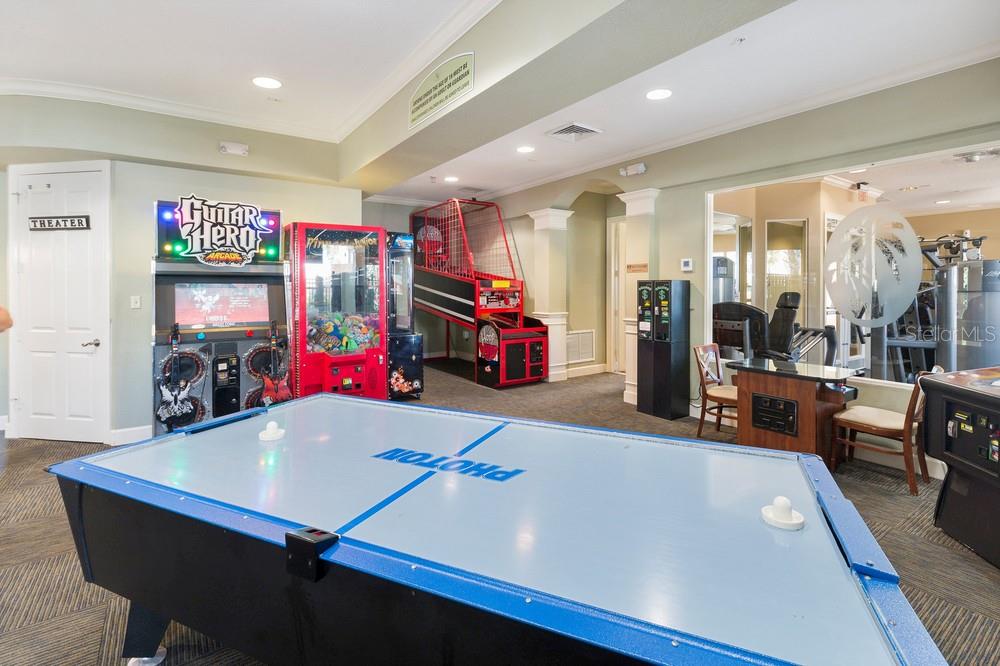 VENTURA WINDSOR HLS P7 - Residential