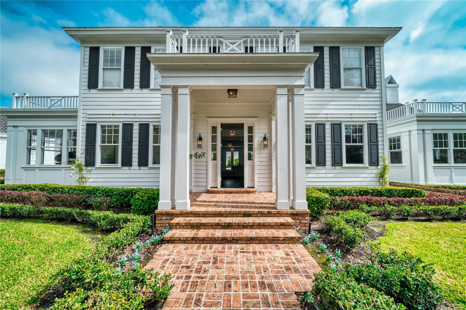CELEBRATION - Residential
