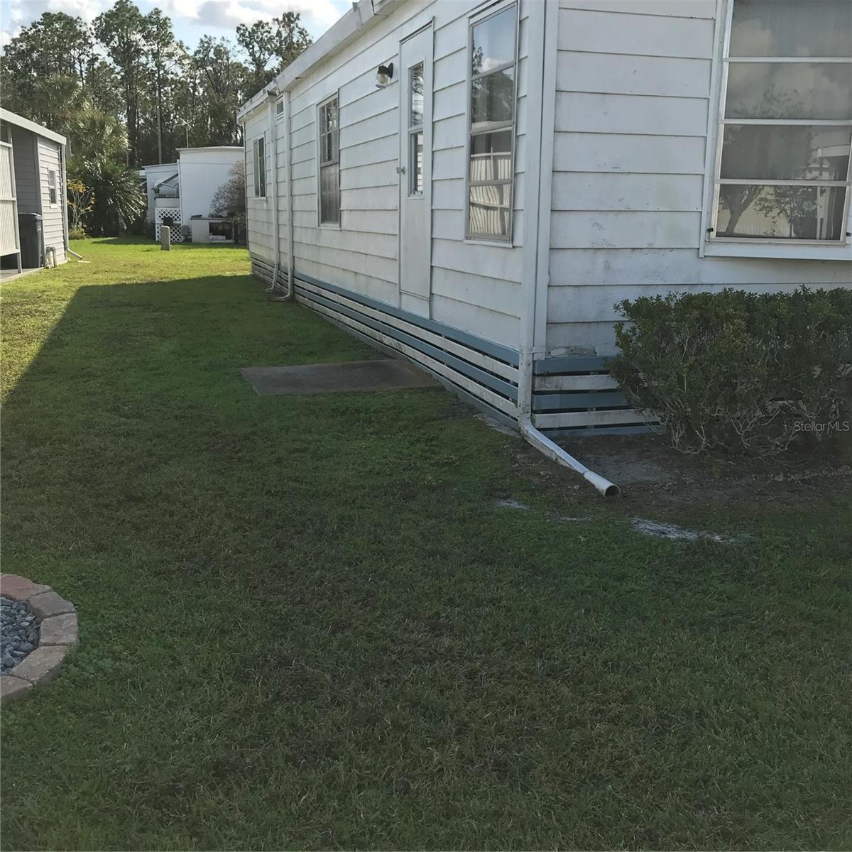 LAKESIDE RANCH FOR MOBILE HOMES - Residential