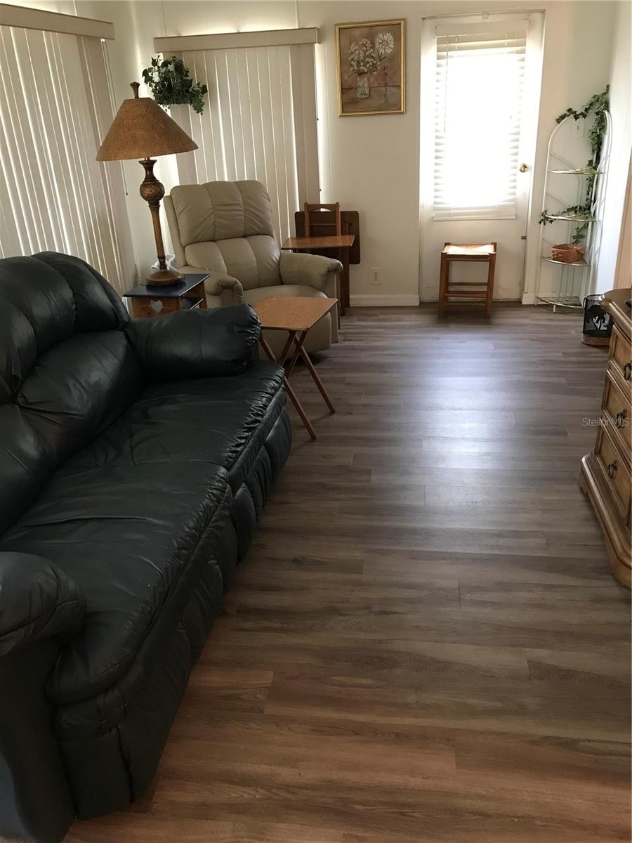 LAKESIDE RANCH FOR MOBILE HOMES - Residential