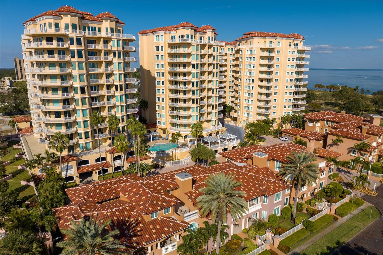 VINOY PLACE CONDO - Residential