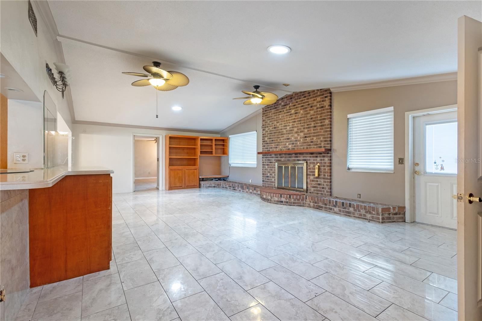 WOODRIDGE - Residential