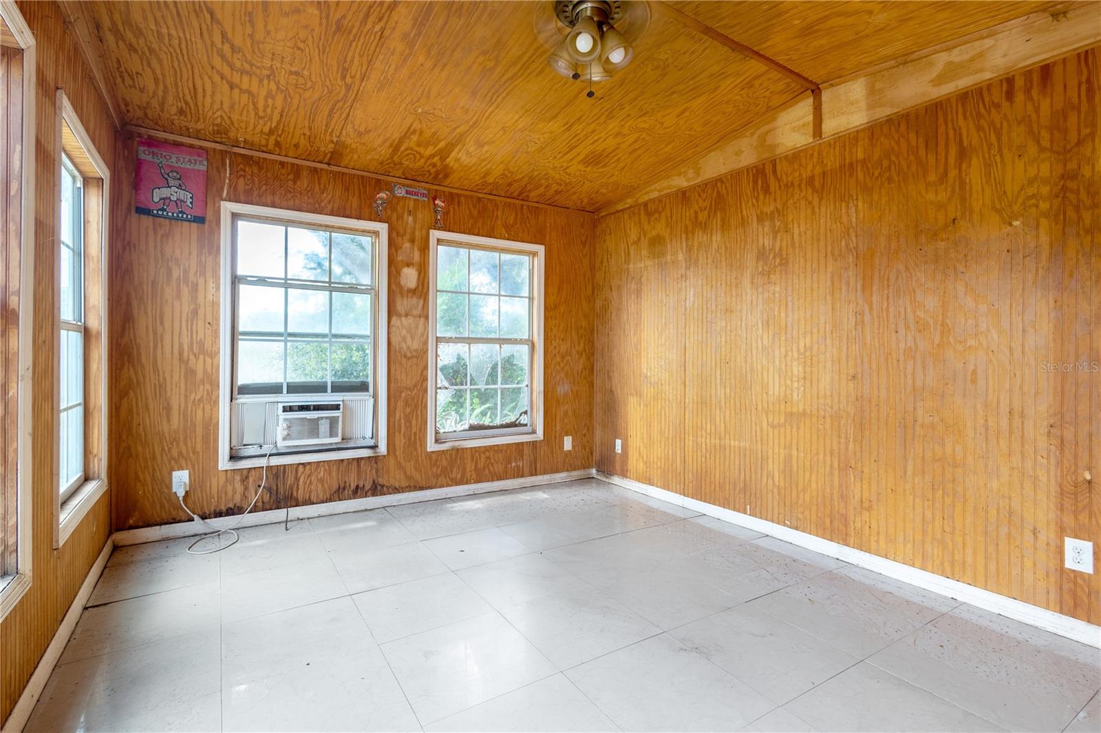 WOODRIDGE - Residential