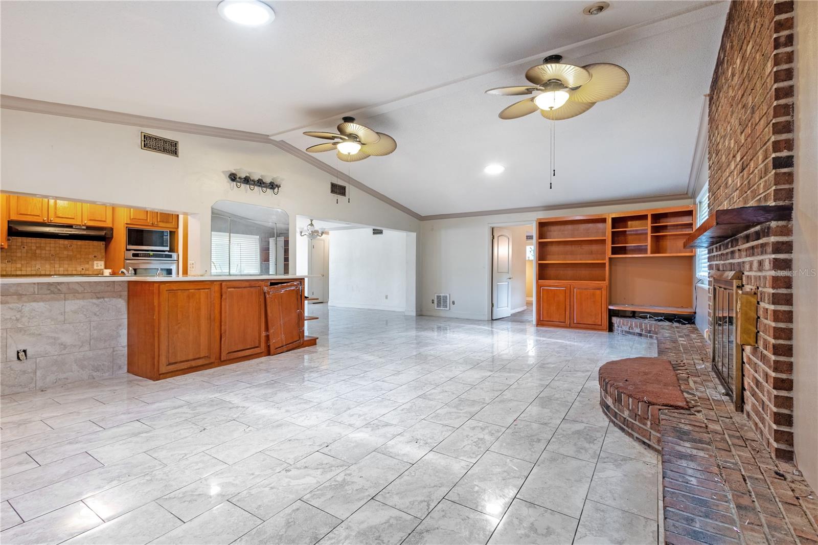 WOODRIDGE - Residential