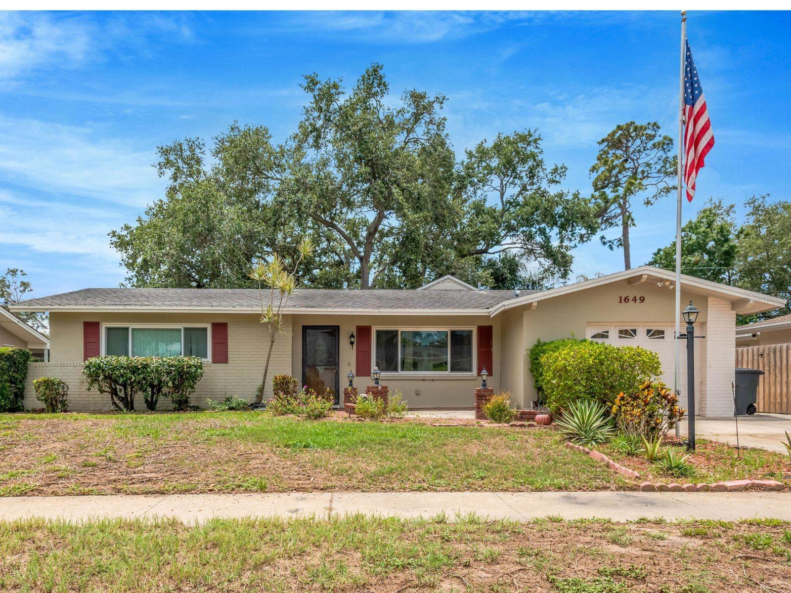 WOODRIDGE - Residential