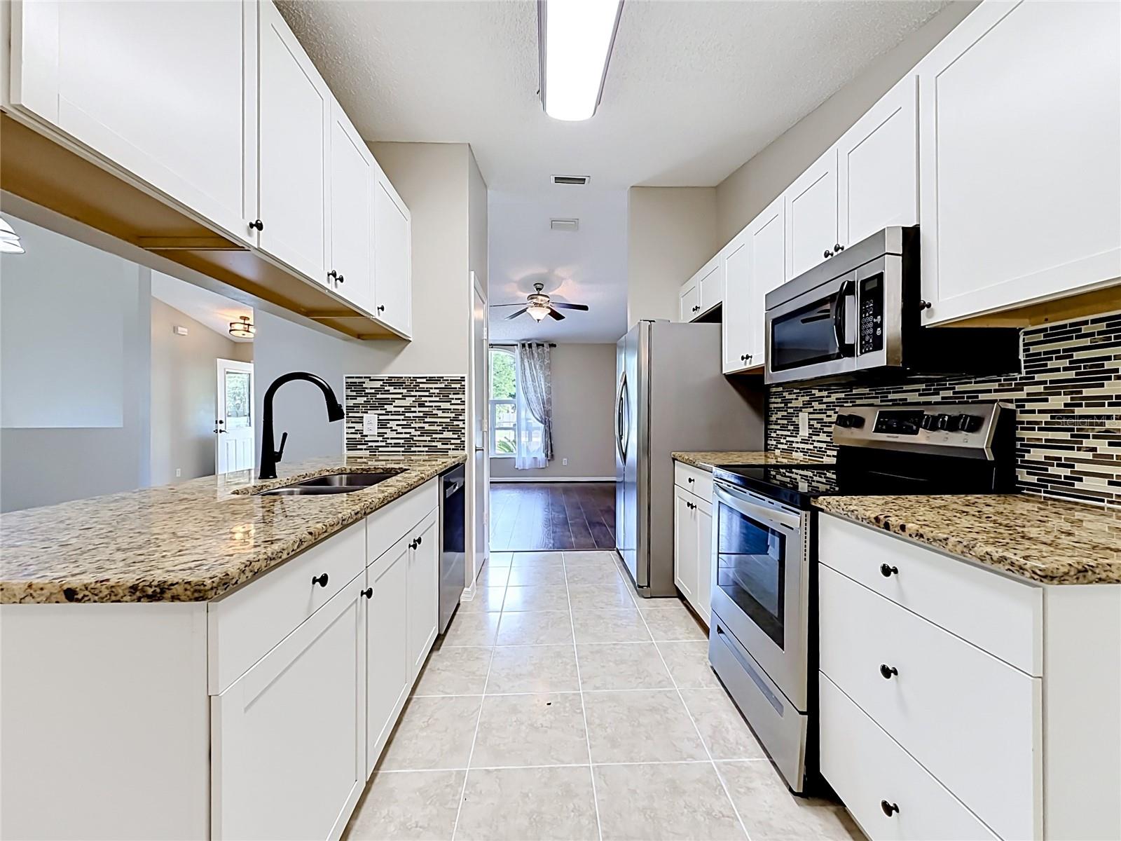 INVERNESS HIGHLANDS WEST - Residential